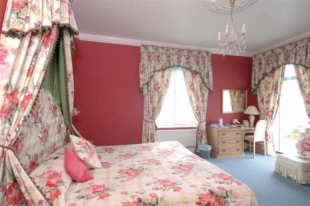 Best Western New Holmwood Hotel Cowes  Szoba fotó