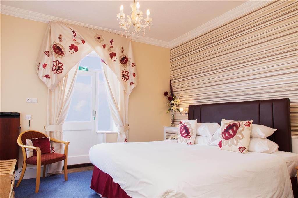 Best Western New Holmwood Hotel Cowes  Szoba fotó