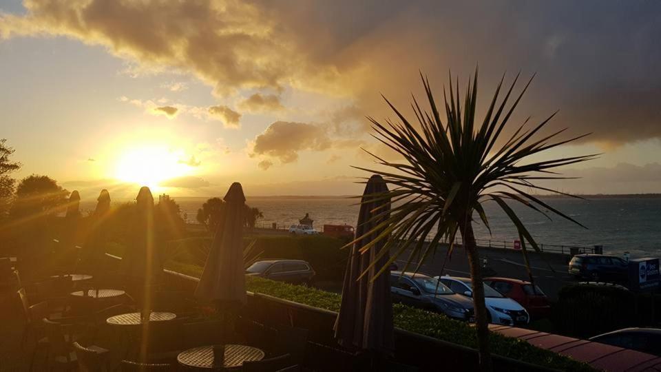 Best Western New Holmwood Hotel Cowes  Kültér fotó